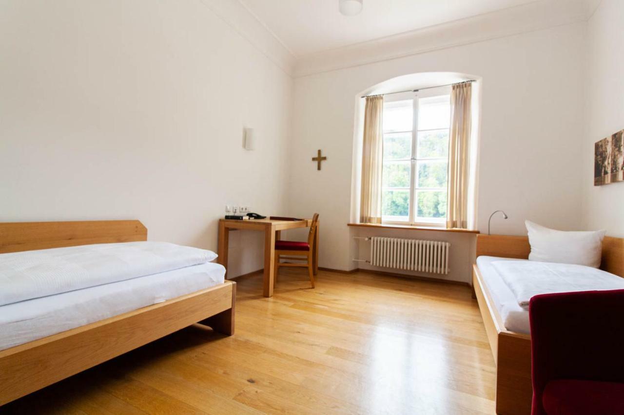 Gaestehaus St. Georg - Weltenburger Klosterbetriebe Gmbh Kelheim Eksteriør bilde