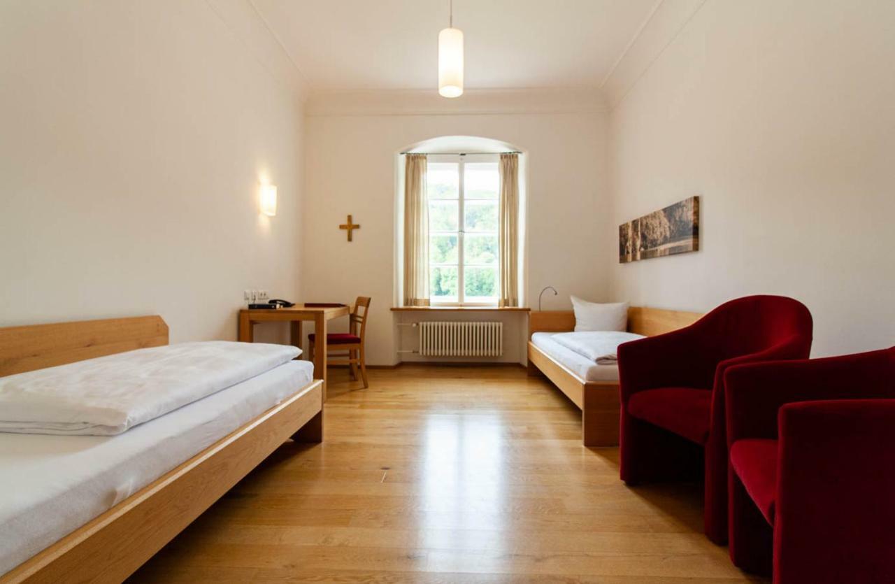 Gaestehaus St. Georg - Weltenburger Klosterbetriebe Gmbh Kelheim Eksteriør bilde